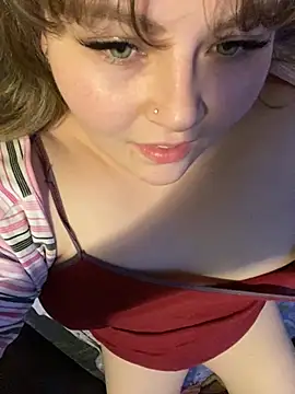 Snapshot of BeckiXrose chatting on November 29, 2025, 9:07 pm BeckiXrose online show from November 29, 2025, 9:07 pm