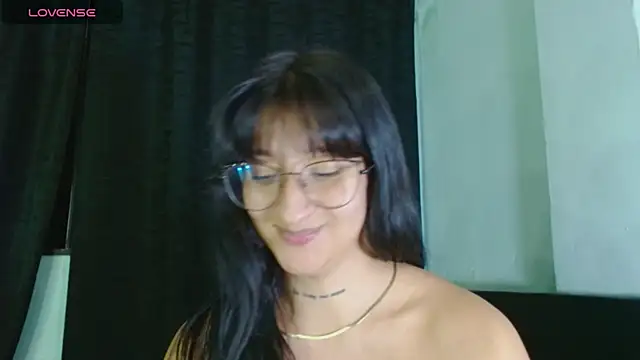 Snapshot of EVAH_LEE_ chatting on March 21, 2026, 8:19 am EVAH LEE online show from March 21, 2026, 8:19 am