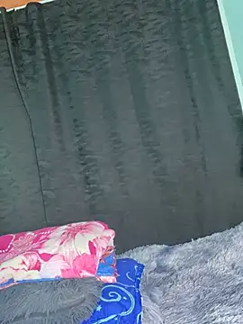 Snapshot of EVAH_LEE_ chatting on April 9, 2026, 1:49 am EVAH LEE online show from April 9, 2026, 1:49 am