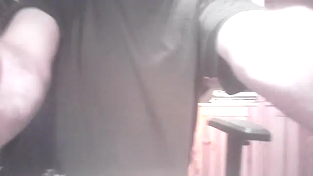 boy40bi online show from November 10, 2025, 4:44 am