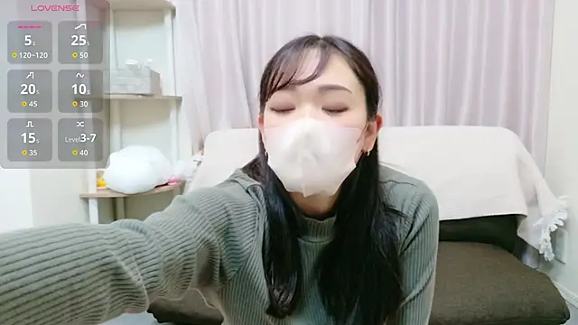 Snapshot of yuu-chan_ chatting on November 28, 2025, 10:18 am yuu-chan online show from November 28, 2025, 10:18 am