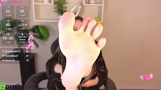 Miche1le Allenne online show from April 11, 2026, 7:45 am