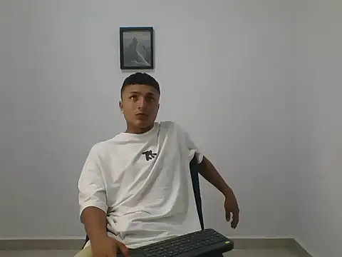 yissus 20  online show from April 8, 2026, 6:08 pm