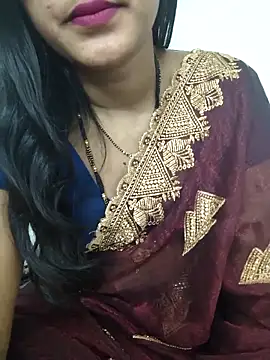 BEAUTY QUE online show from October 28, 2025, 2:31 pm