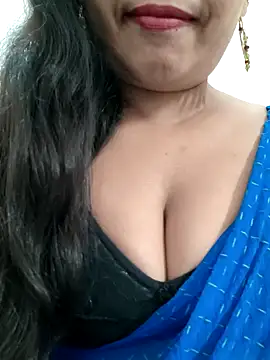 Sofia-ex online show from November 3, 2025, 8:48 am