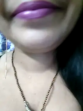 Sofia-ex online show from March 19, 2026, 5:33 am