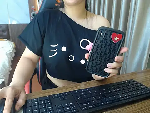 Snapshot of NANA_199k chatting on November 29, 2025, 5:05 pm NANA 199k online show from November 29, 2025, 5:05 pm