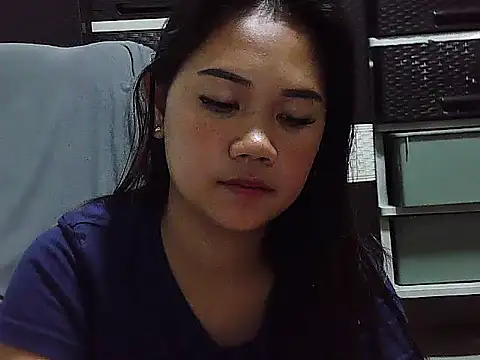 Snapshot of SexypilipinaLady22 chatting on March 31, 2026, 10:59 am SexypilipinaLady22 online show from March 31, 2026, 10:59 am