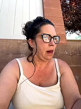 petalsexy online show from September 15, 2025, 6:30 pm