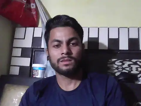 ursdreamperson online show from December 23, 2025, 9:51 am