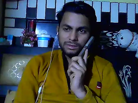 ursdreamperson online show from February 5, 2026, 5:23 am