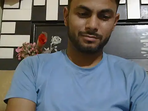 ursdreamperson online show from April 19, 2026, 6:24 am