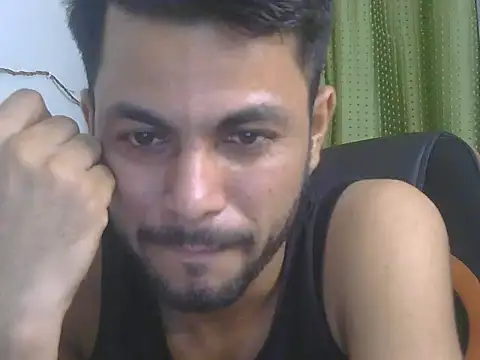 ursdreamperson online show from July 28, 2026, 2:51 am