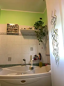 Italy sex boy online show from September 24, 2025, 11:35 am