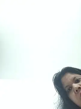 Snapshot of Maymoonx chatting on May 8, 2026, 5:02 am Maymoonx online show from May 8, 2026, 5:02 am