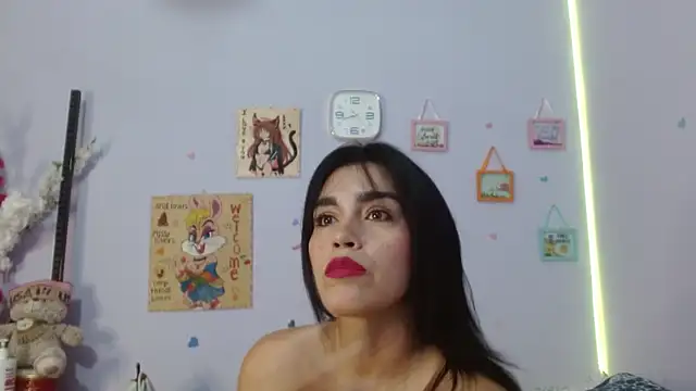 angelly  kate online show from July 28, 2026, 2:18 am