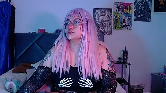 Snapshot of XxGreenGoodxX chatting on November 16, 2025, 10:48 pm XxGreenGoodxX online show from November 16, 2025, 10:48 pm