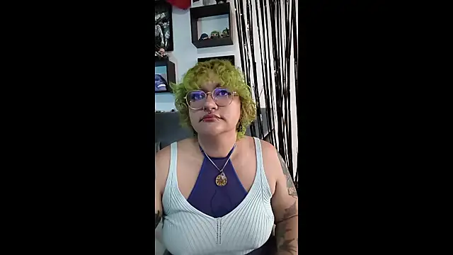 XxGreenGoodxX online show from February 13, 2026, 6:37 pm