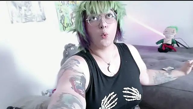 XxGreenGoodxX online show from April 24, 2026, 7:49 pm