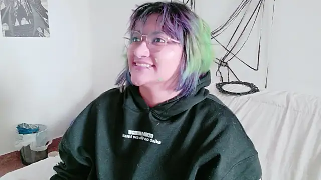 XxGreenGoodxX online show from July 13, 2026, 8:22 pm
