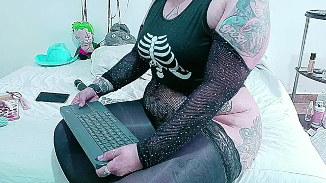 XxGreenGoodxX online show from July 24, 2026, 8:51 pm