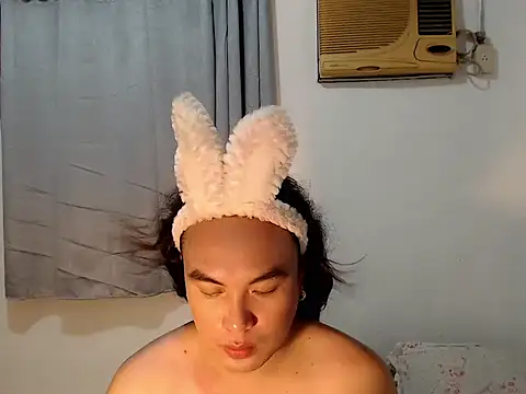 asianayumi online show from February 11, 2026, 5:07 pm