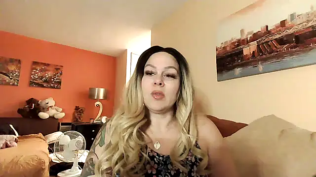 number1slut online show from January 16, 2025, 11:06 pm