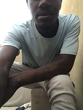 cuminsidebby online show from April 4, 2026, 8:06 pm