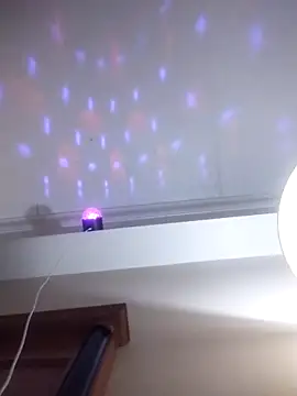 Snapshot of kaylikinky chatting on November 8, 2025, 2:12 am kaylikinky online show from November 8, 2025, 2:12 am