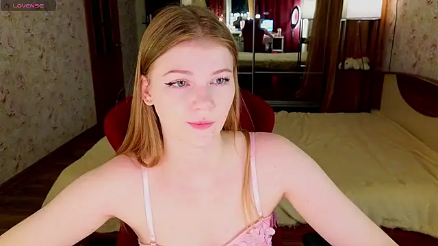 Snapshot of Jenny_Skinner20 chatting on May 13, 2026, 6:38 pm Jenny Skinner20 online show from May 13, 2026, 6:38 pm