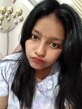 Snapshot of Dipali143143 chatting on April 3, 2026, 7:06 am Dipali143143 online show from April 3, 2026, 7:06 am