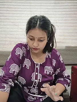 Dipali143143 online show from July 21, 2026, 11:34 am