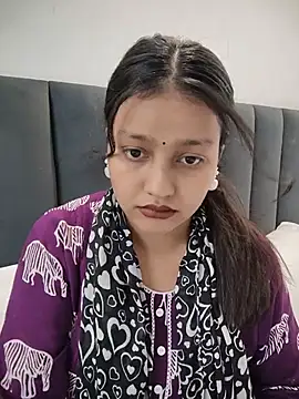 Dipali143143 online show from July 28, 2026, 3:54 pm