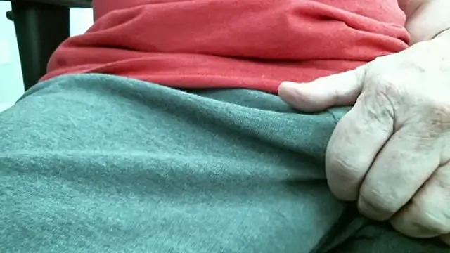 Snapshot of nikgurthaz chatting on April 12, 2026, 6:02 pm nikgurthaz online show from April 12, 2026, 6:02 pm