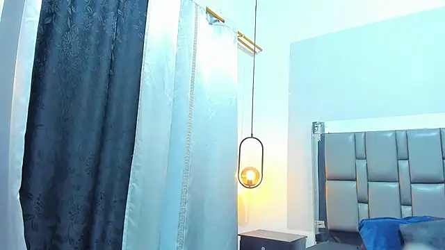 dakota roussee online show from March 3, 2026, 11:49 am