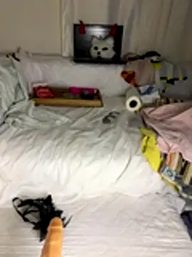 Ozge-SluttyScream69 online show from December 16, 2025, 12:37 am