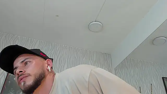 dylan jacobx online show from July 28, 2026, 8:52 pm