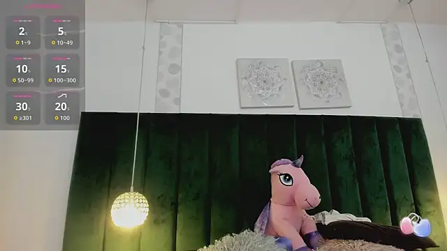 PaulinaGame online show from September 12, 2025, 6:52 pm