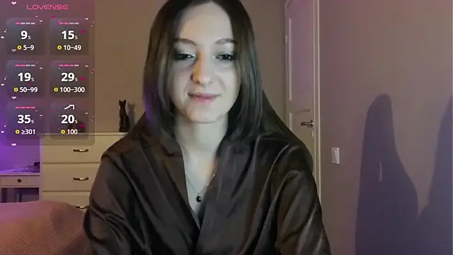 Snapshot of white_liillyy chatting on May 14, 2026, 8:59 pm white liillyy online show from May 14, 2026, 8:59 pm