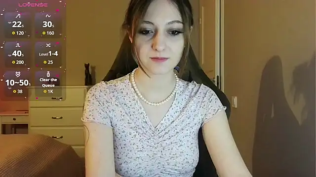 Snapshot of white_liillyy chatting on June 1, 2026, 9:38 pm white liillyy online show from June 1, 2026, 9:38 pm