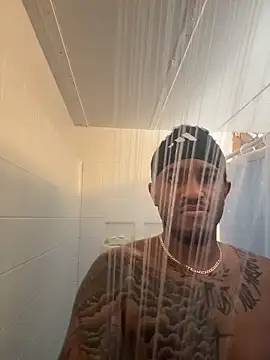 Snapshot of tyrek5051 chatting on November 8, 2025, 6:51 pm tyrek5051 online show from November 8, 2025, 6:51 pm