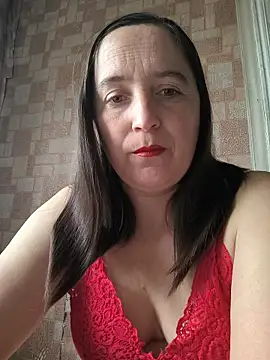 Snapshot of EvelinCutex chatting on October 16, 2025, 11:33 am EvelinCutex online show from October 16, 2025, 11:33 am