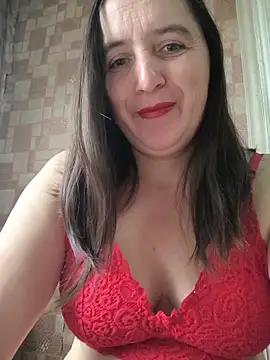 Snapshot of EvelinCutex chatting on November 27, 2025, 6:37 am EvelinCutex online show from November 27, 2025, 6:37 am