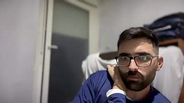 Snapshot of Alicante34 chatting on December 1, 2025, 12:04 am Alicante34 online show from December 1, 2025, 12:04 am