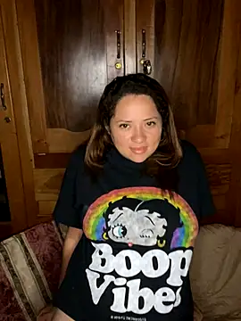 Snapshot of sabrossa chatting on November 6, 2025, 3:29 am sabrossa online show from November 6, 2025, 3:29 am