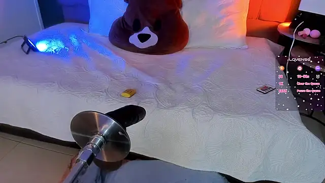 Karol Pagee online show from April 10, 2026, 10:36 pm