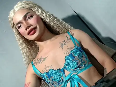 hugecockbabe online show from March 31, 2026, 7:03 pm