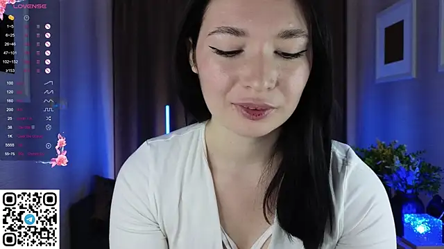 cute club online show from September 17, 2025, 5:14 pm