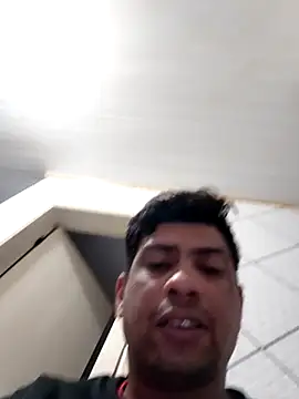 paulinhogostosinho online show from November 8, 2025, 5:40 am