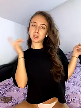 CristinaSww online show from November 8, 2025, 12:05 pm